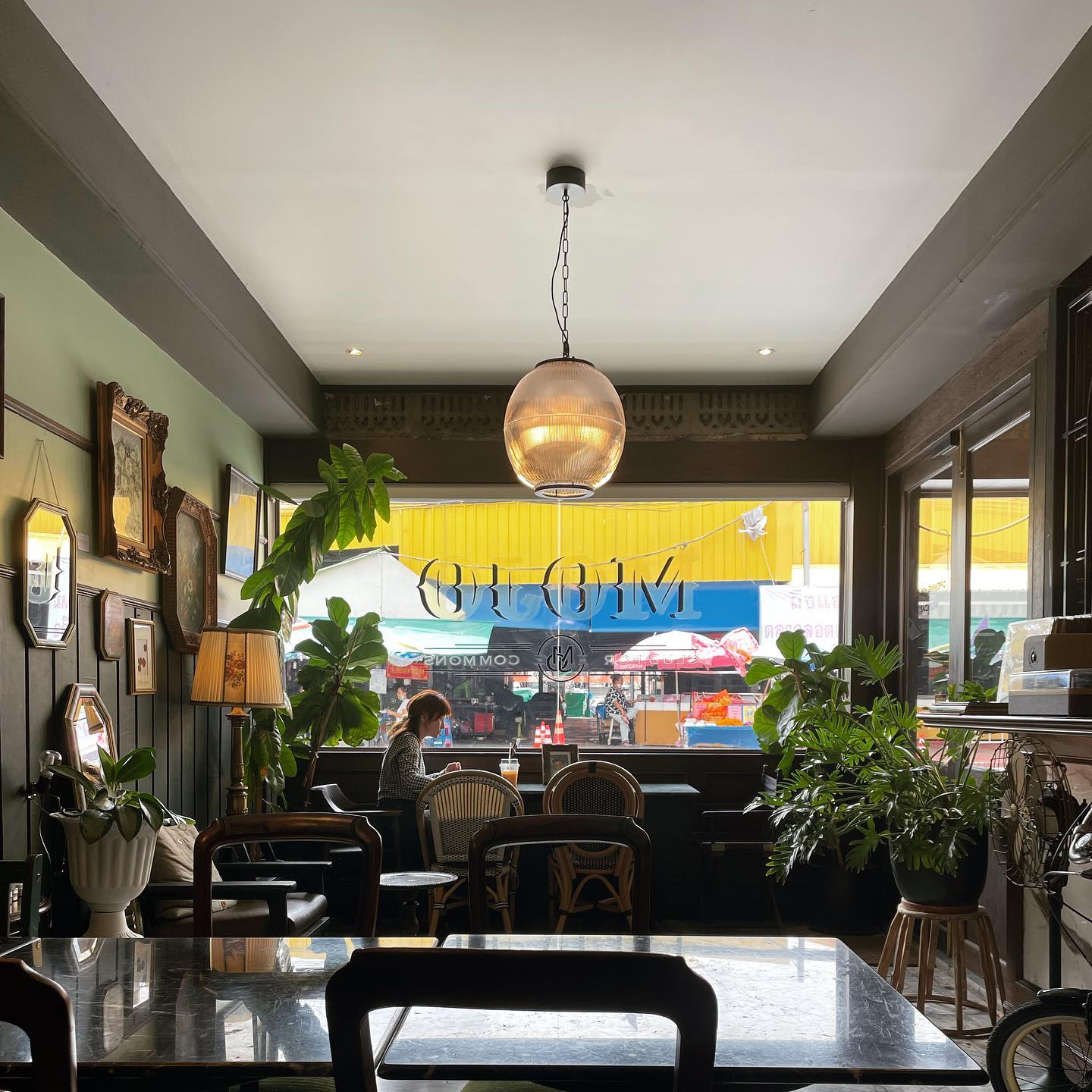 ๋HOT LOCATION!!! เซ้ง airbnb / โรงแรม / hostel / cafe (ใกล้ข้าวสาร ตรงข้ามศาลเจ้าพ่อเสือ)