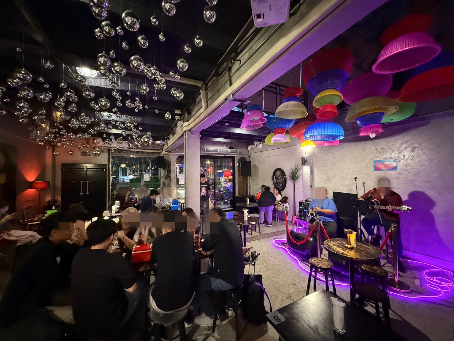 เซ้งด่วน Cafe Bar and Restaurant ย่านจตุจักร ใกล้ตลาดนัดสวนจตุจักร ใกล้สะพานควาย จตุจักร พหลโยธิน
